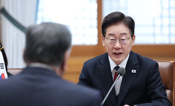 한·타지키스탄 정상회담 발언하는 이재명 대통령
