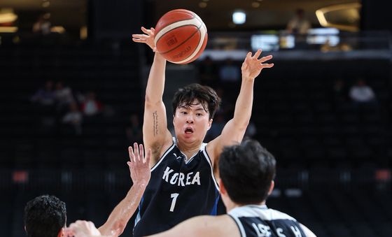 이현중 '받아!'