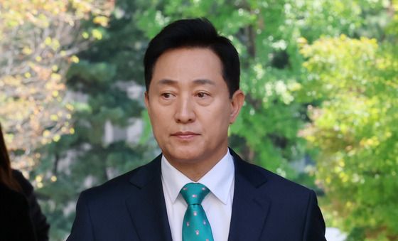 재판장 향하는 오세훈 서울시장