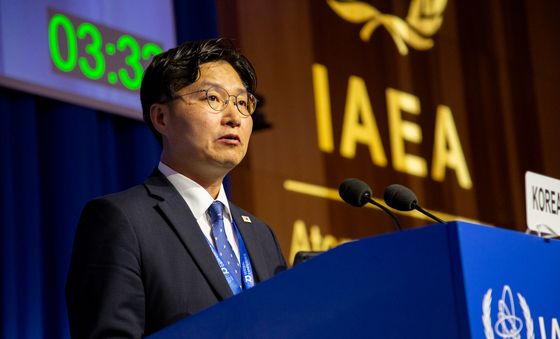 제 70차 IAEA 총회 기조연설 나선 구혁채 과기부 1차관