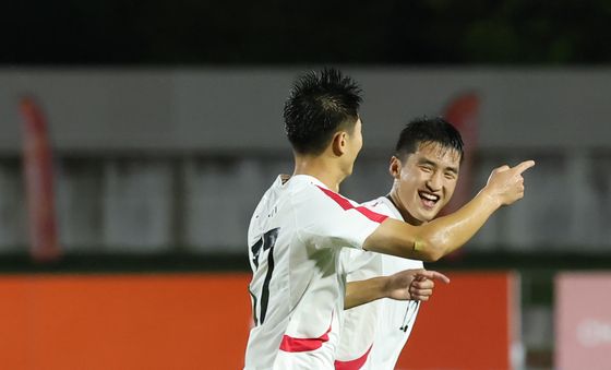 선제골 넣은 北 최국