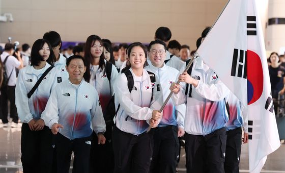 '결전의 땅' 나고야로 출국하는 대한민국 선수단