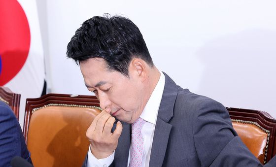 발언 마친 장동혁 대표