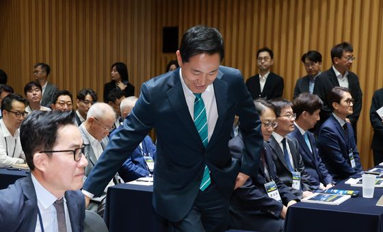 2026 한강버스 미래비전 포럼 참석하는 오세훈 서울시장