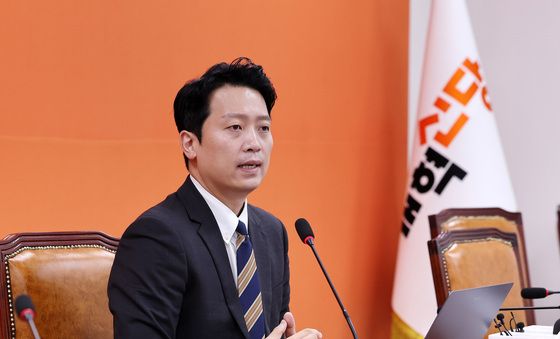 쇄신안 발표하는 이기인 개혁신당 비대위원장