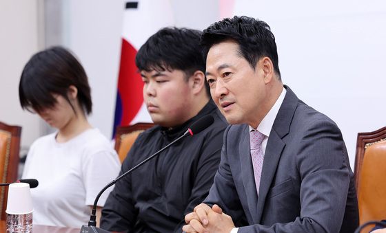 장동혁, 수시 원서접수 먹통 사태 긴급 간담회 참석