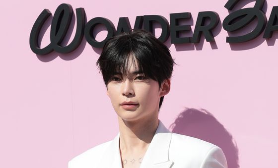 성한빈, 순백 왕자님