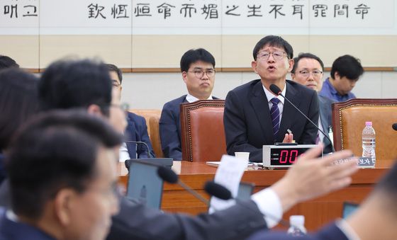 주진의 질의 답변하는 최길수 특별감찰관 후보자