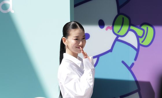 수지, 성수동 포착