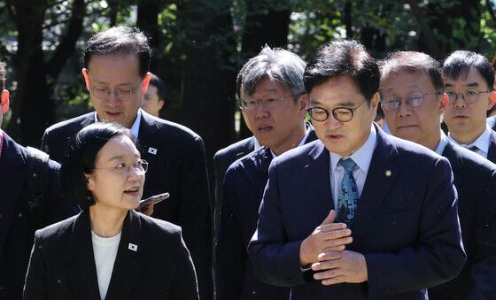 한성숙·우원식 주택공급 계획 대화