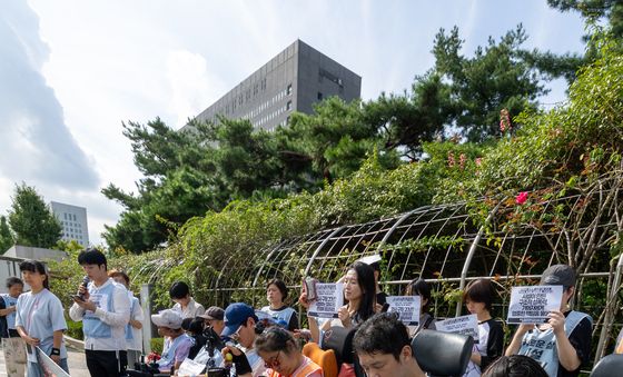 색동원 원장 징역 15년 선고, 공대위 기자회견