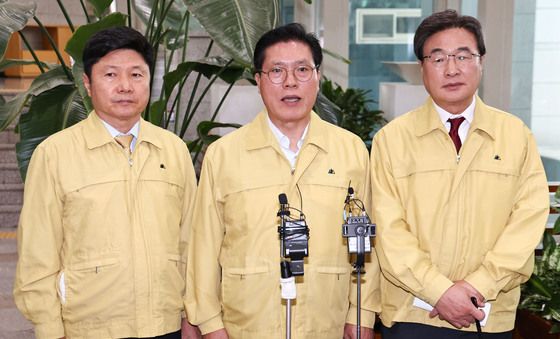외교부 방문 마친 외통위
