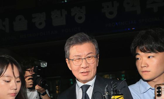정몽규 전 대한축구혐회장, 피의자 신분으로 경찰 조사 받고 귀가