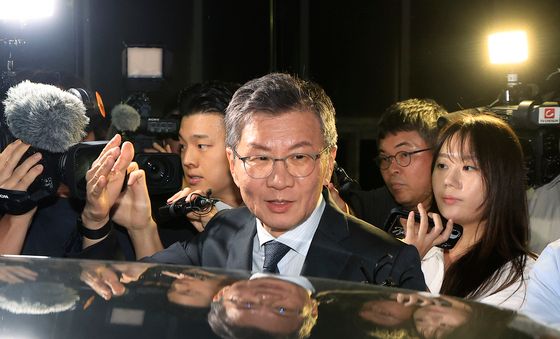 사면초가 된 정몽규 전 회장