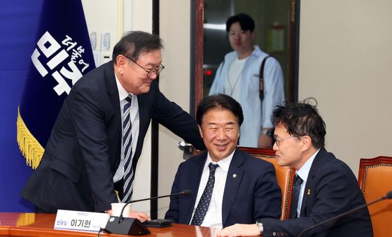 '개헌추진단 논의'