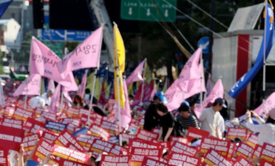 거리로 나선 약사들 '안전없는 약배송 졸속 추진 중단 촉구'