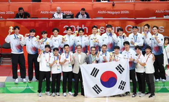 남자 농구 12년 만에 금메달