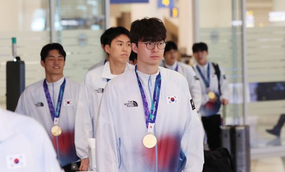 귀국하는 이현중