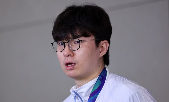 이현중 '아시안게임 마치고 귀국'