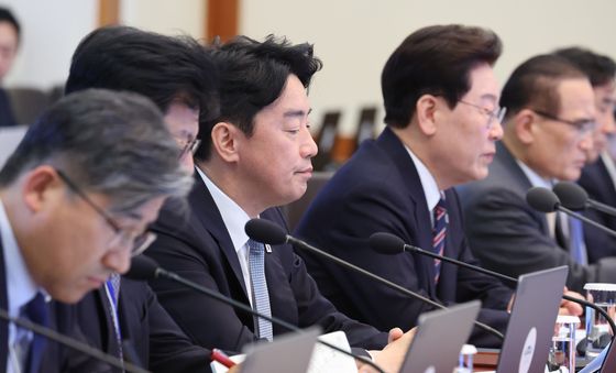수석 보좌관 회의 참석한 강훈식 靑 비서실장