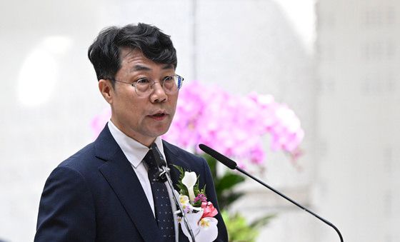 취임사 하는 김성수 신임 대법관
