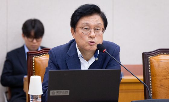 조희대 대법원장 국정감사 증인 채택에 반발하는 박형수 국민의힘 간사