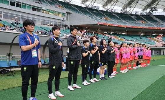 대한민국 여자 축구대표팀, 긴장되는 남북전