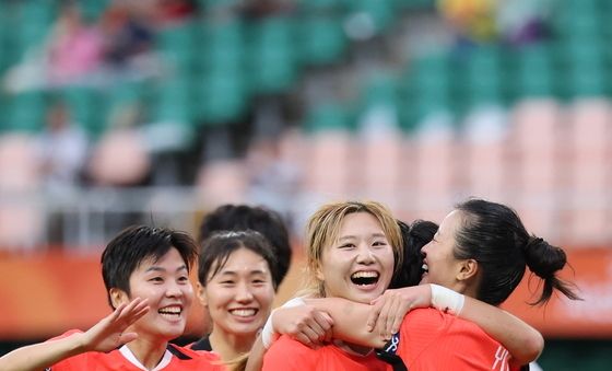 윤수정 '기분 좋은 동점골'