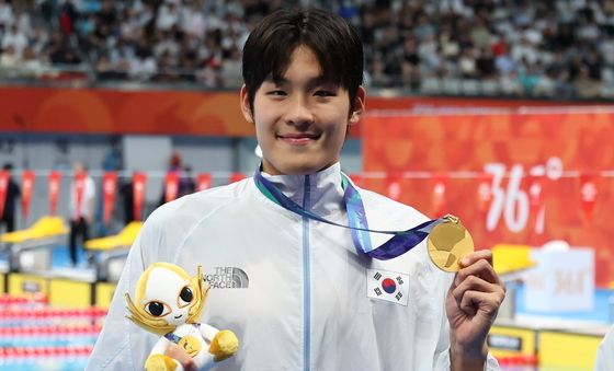 김영범 '금빛 미소'