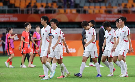 남북한 여자축구 대결 1-1 무승부