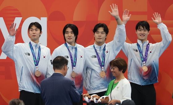 남자 계영 800m 동메달
