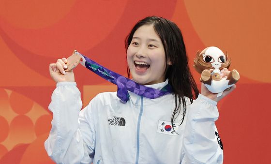 '배영 샛별' 김승원, 함박 웃음