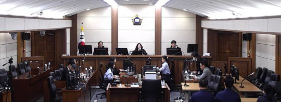 '매관매직' 김건희, 항소심서 징역 5년 선고