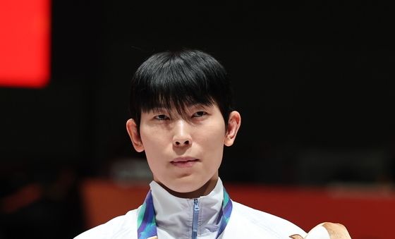 값진 동메달 든 윤정현