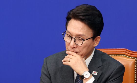 김민석 대표 '고심'