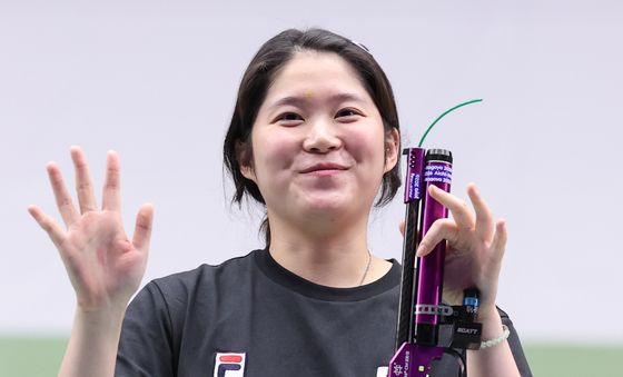 中 꺾고 금메달 확정지은 추가은