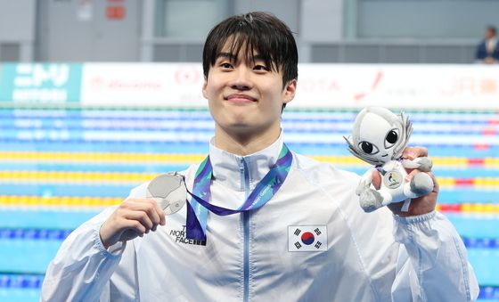 황선우 '빛나는 은메달'