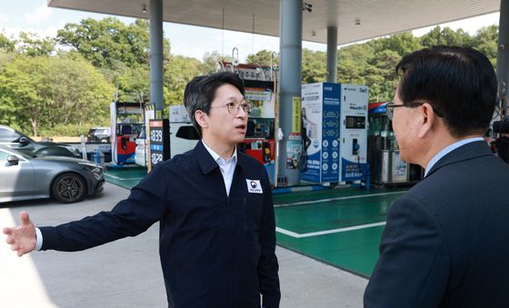 홍지선 국토부 장관, 죽암휴게소 교통대책·안전관리 이행 상황 점검