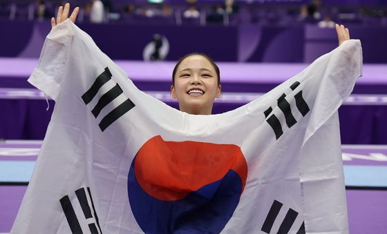 도마 여서정, 8년 만에 다시 '금빛 도약'