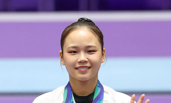 금메달 목에 건 여서정