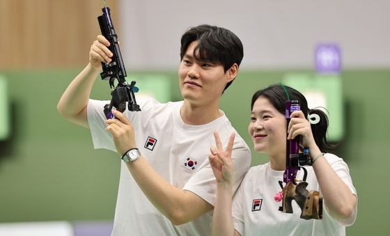 홍수현-추가은, 공기권총 혼성 단체전서 은메달 합작