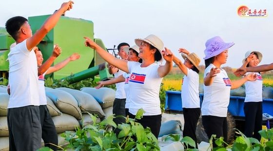 北, 서해 곡창 '열두삼천리벌' 가을걷이 성과 선전