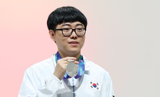 'AG 뿌요뿌요' 강동신, 값진 은메달