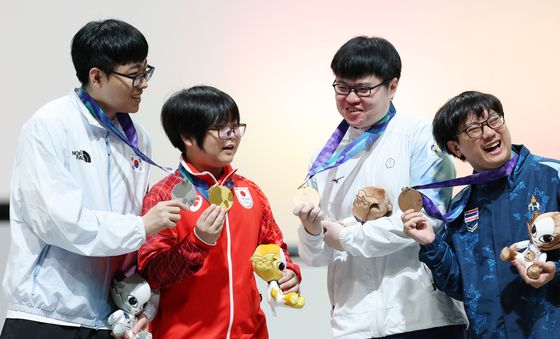 화기애애한 뿌요뿌요 메달리스트들