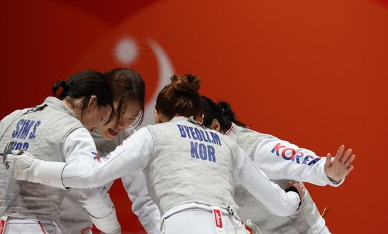 한일전 결승 각오 다지는 선수들