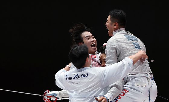 영화같은 역전 승부 펼친 대한민국, 아시안게임 4연패 달성