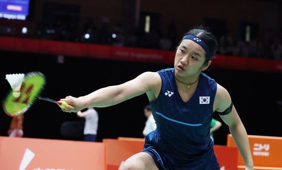 안세영, 31분 만에 세계랭킹 5위 격파