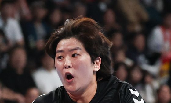류은희 '골문을 향해 전진'