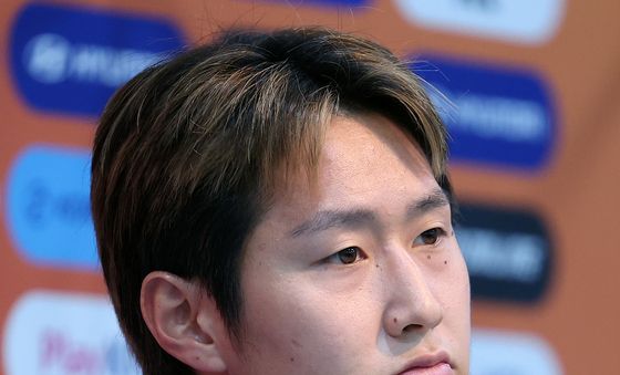 고심하는 이강인