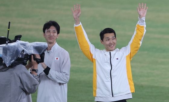 높이뛰기 결선 앞둔 우상혁